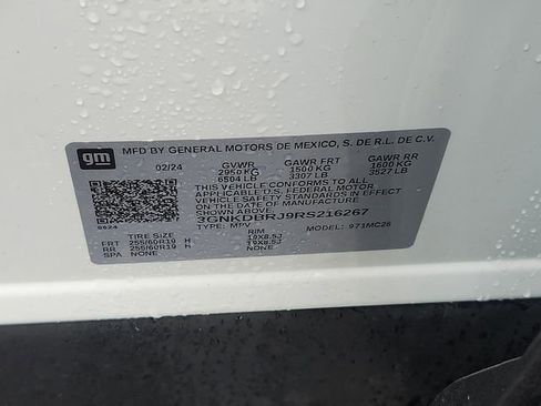Used 2024 Chevrolet Blazer EV LT AWD/4WD image 28