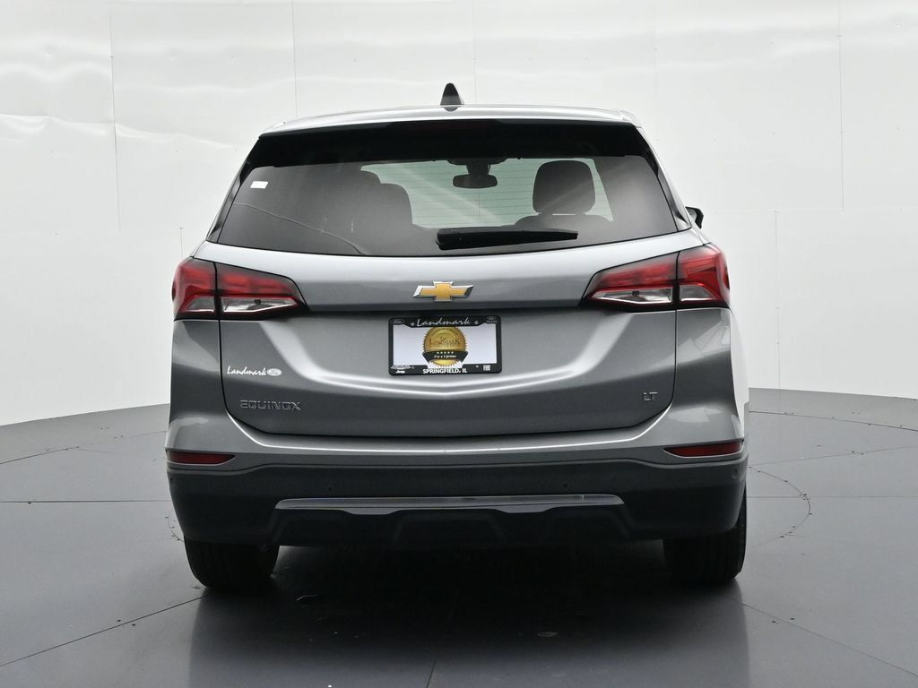 Used 2024 Chevrolet Equinox LT FWD image 7