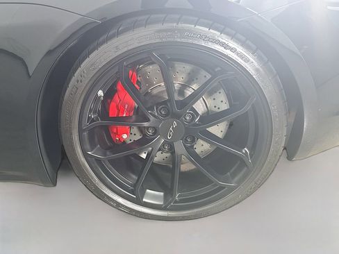 Certified 2022 Porsche 718 Cayman GT4 RWD image 29