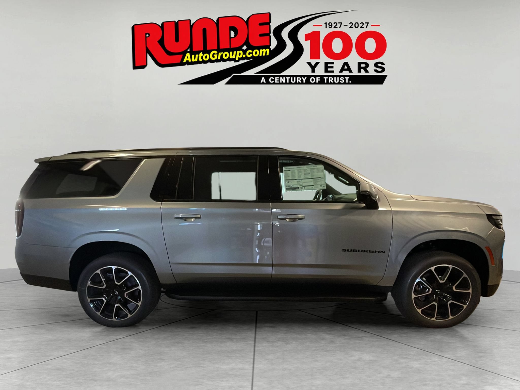 New 2027 Chevrolet Suburban RST w/ Comfort Package AWD/4WD image 6