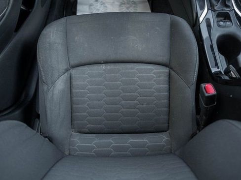 Used 2019 Toyota Corolla SE w/ SE Option Package image 30