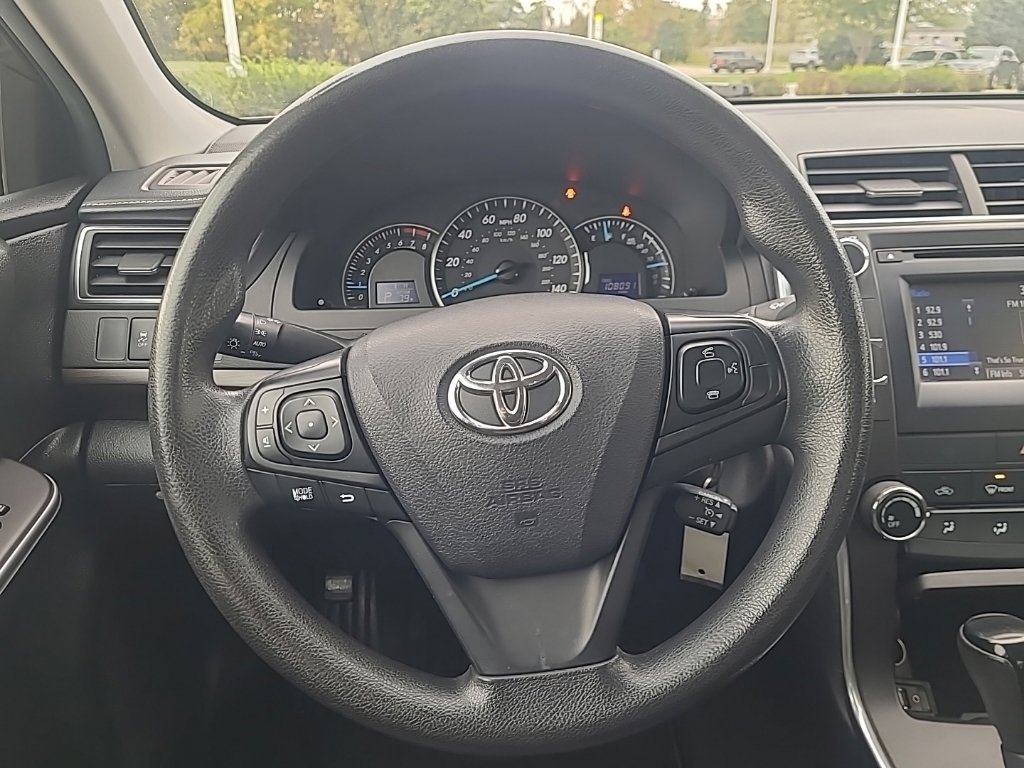 Used 2015 Toyota Camry LE FWD image 14