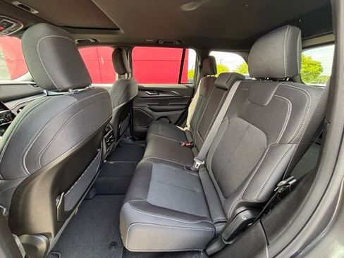 New 2026 Jeep Grand Cherokee Laredo X AWD/4WD image 12