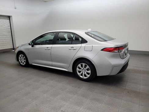 Used 2024 Toyota Corolla LE FWD image 3