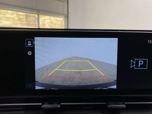 Used 2025 Hyundai Kona SEL image 24