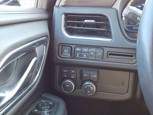 Used 2022 Chevrolet Tahoe RST w/ Sport Performance Package image 12