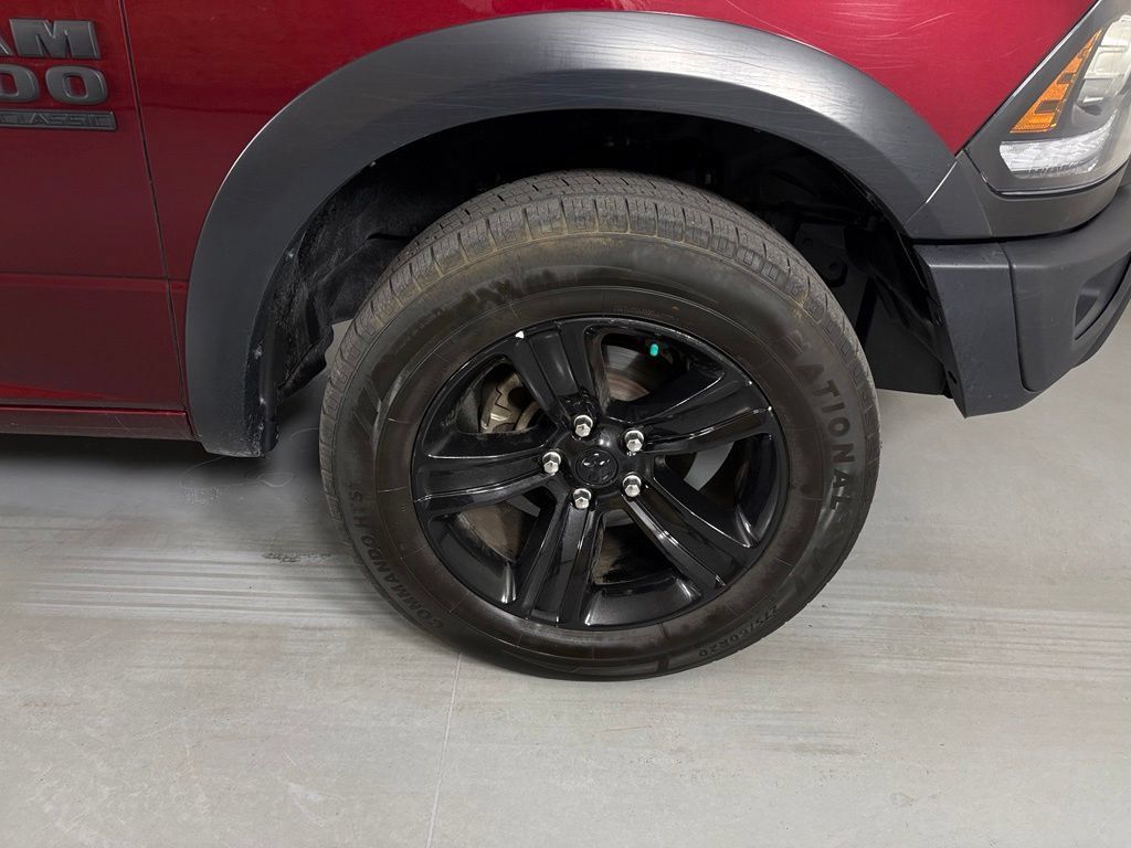 Used 2024 RAM 1500 Warlock AWD/4WD image 9