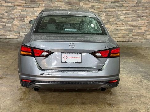 Used 2021 Nissan Altima 2.0 SR FWD image 7