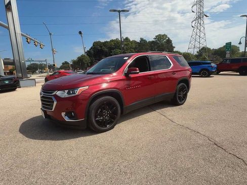 Certified 2021 Chevrolet Traverse LT w/ LPO, Floor Liner Package AWD/4WD image 4
