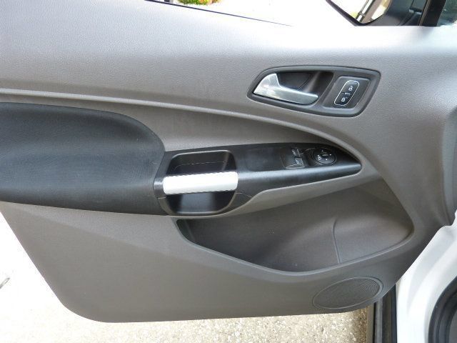 Used 2022 Ford Transit Connect XLT FWD image 30