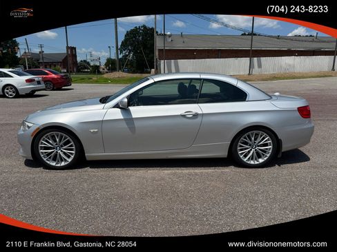 Used 2011 BMW 335i Convertible RWD image 2