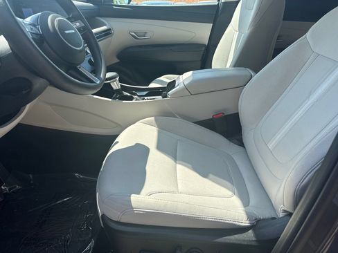 Used 2025 Hyundai Tucson SEL AWD/4WD image 9