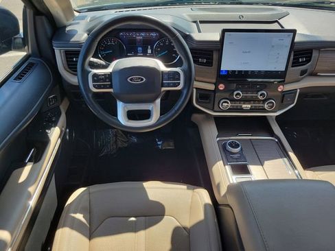 Used 2024 Ford Expedition Max Limited RWD image 15