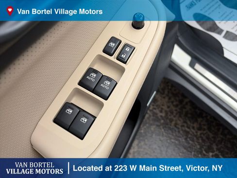 Used 2015 Subaru Outback 2.5i Limited image 10