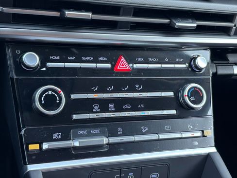 New 2026 Hyundai Santa Fe SE FWD image 18