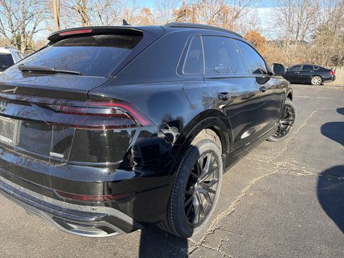 Used 2019 Audi Q8 Prestige image 4