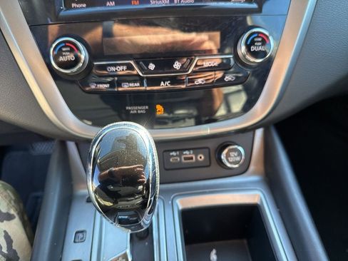 Used 2023 Nissan Murano SV image 24