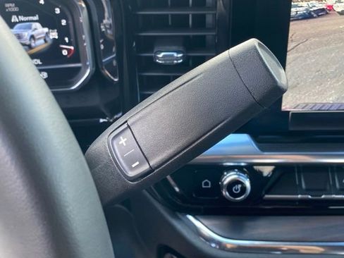 Certified 2024 GMC Sierra 1500 SLT image 12