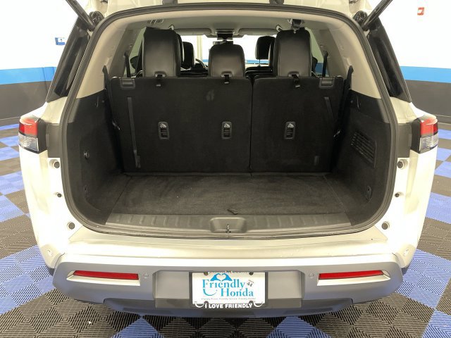 Used 2024 Nissan Pathfinder SL w/ Black Appearance Package AWD/4WD image 25