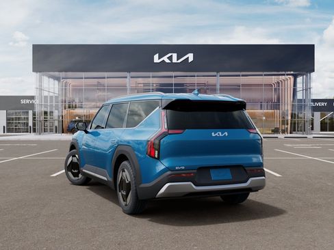 New 2026 Kia EV9 Wind AWD/4WD image 4