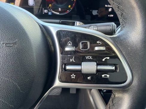 Used 2023 Mercedes-Benz GLA 250 w/ Premium Package image 23