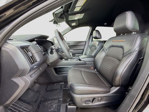 Used 2023 Nissan Pathfinder Rock Creek image 22