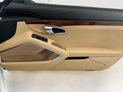 Certified 2021 Porsche 718 Boxster S RWD image 22