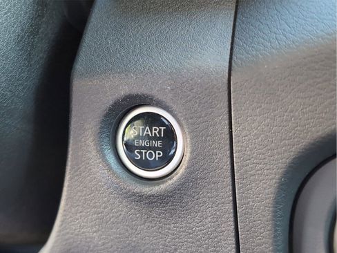 Used 2023 Nissan Frontier SV w/ SV Convenience Package image 23