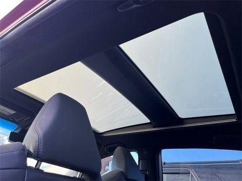 Used 2021 Toyota Venza Limited w/ Advanced Technology Package image 33