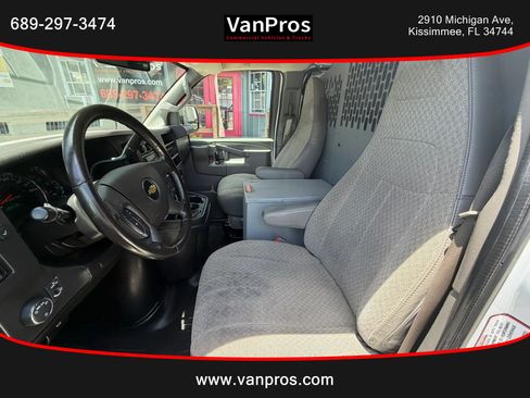 Used 2021 Chevrolet Express 2500 w/ Driver Convenience Package RWD image 9