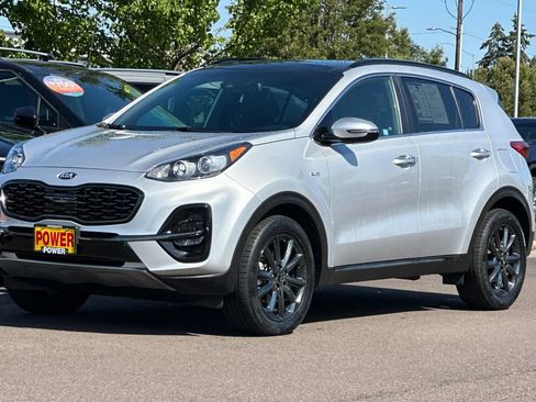 Used 2020 Kia Sportage S w/ S Premium Package AWD/4WD image 8