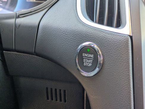 Certified 2022 Ford Edge Titanium w/ Class II Trailer Tow Package image 24