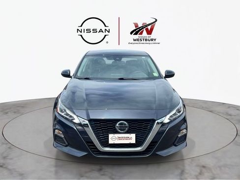 Certified 2022 Nissan Altima 2.5 SV FWD image 2