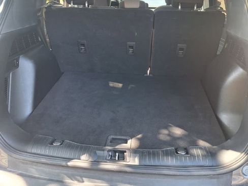 Used 2021 Ford Escape S image 3