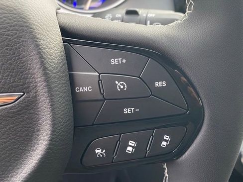 New 2026 Chrysler Pacifica Limited w/ S Appearance Package image 19