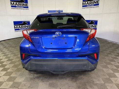 Used 2019 Toyota C-HR LE image 17