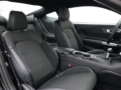 Used 2024 Ford Mustang Coupe RWD image 34