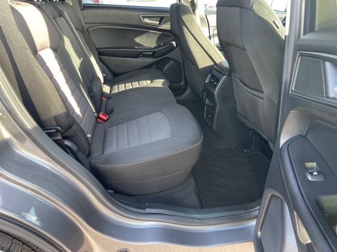Used 2021 Ford Edge SE w/ Cargo Accessory Package image 18