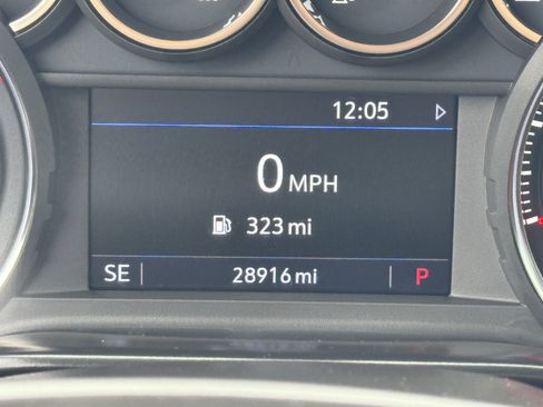 Used 2022 Chevrolet Silverado 2500 LT w/ Convenience Package image 32