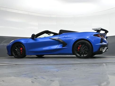 Used 2023 Chevrolet Corvette Stingray Preferred Conv w/ 2LT image 36
