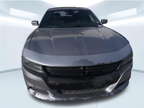 Used 2015 Dodge Charger SXT image 4