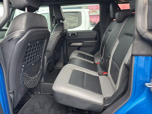 Used 2022 Ford Bronco Black Diamond AWD/4WD image 4