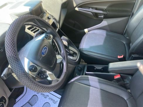 Certified 2020 Ford Transit Connect XL image 6