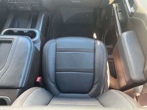 Used 2021 GMC Sierra 3500 Denali w/ Denali Ultimate Package image 31