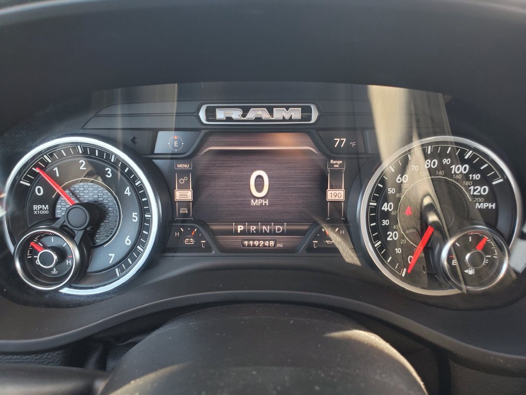 Used 2020 RAM 1500 Laramie AWD/4WD image 9