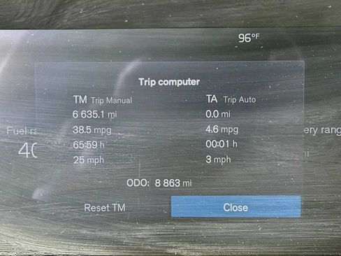 Used 2025 Volvo XC90 T8 Ultra w/ Protection Package Premier AWD/4WD image 12