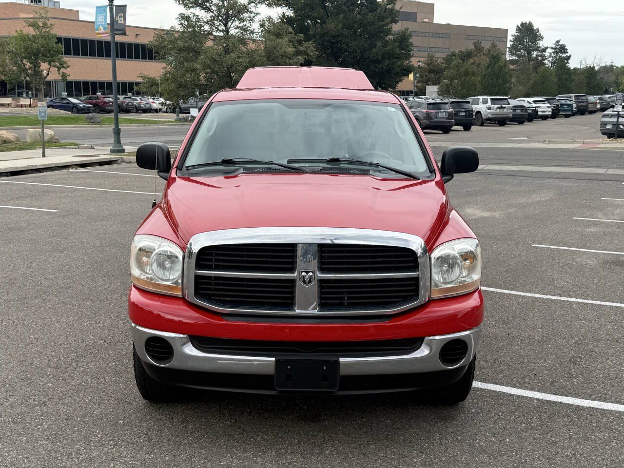 Used 2006 Dodge Ram 1500 Truck SLT AWD/4WD image 4