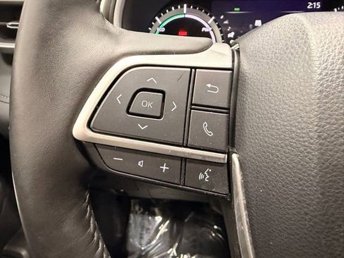 Used 2024 Toyota Highlander XLE AWD/4WD image 29