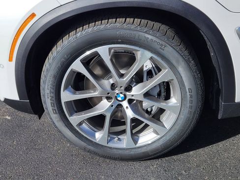 New 2026 BMW X5 xDrive50e AWD/4WD image 7