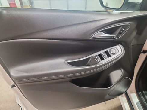 Used 2020 Buick Encore GX Select w/ Sport Touring Package image 11